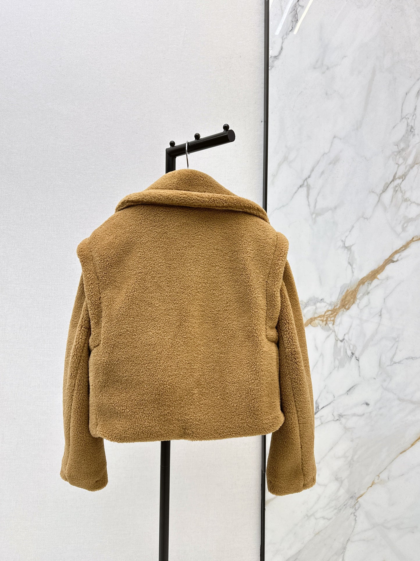 Max NEW padded jacket  teddy vest