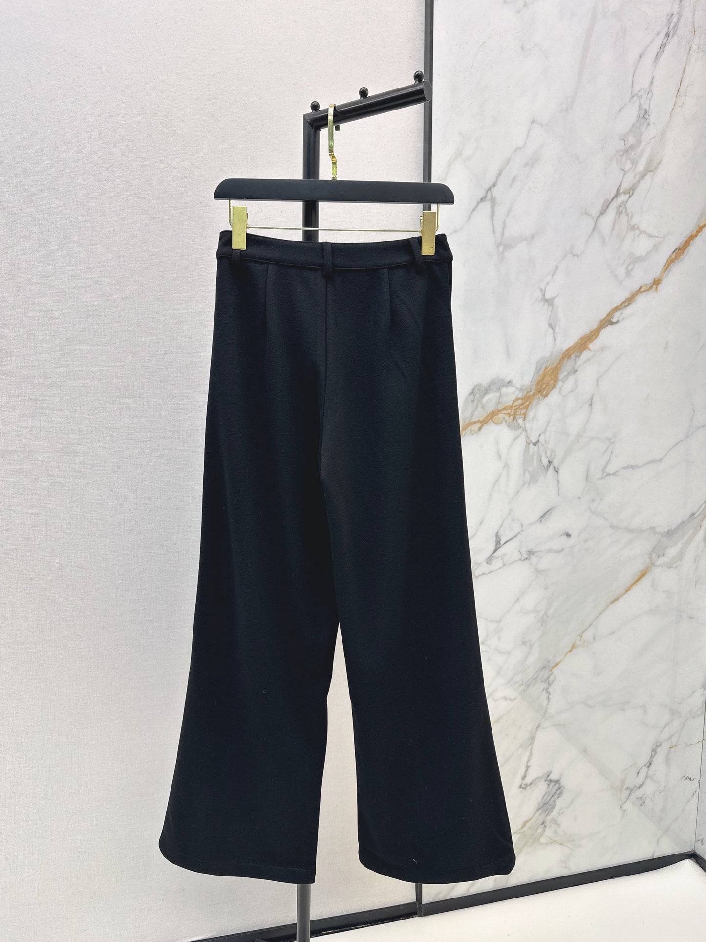 Valen NEW straight-leg pants
