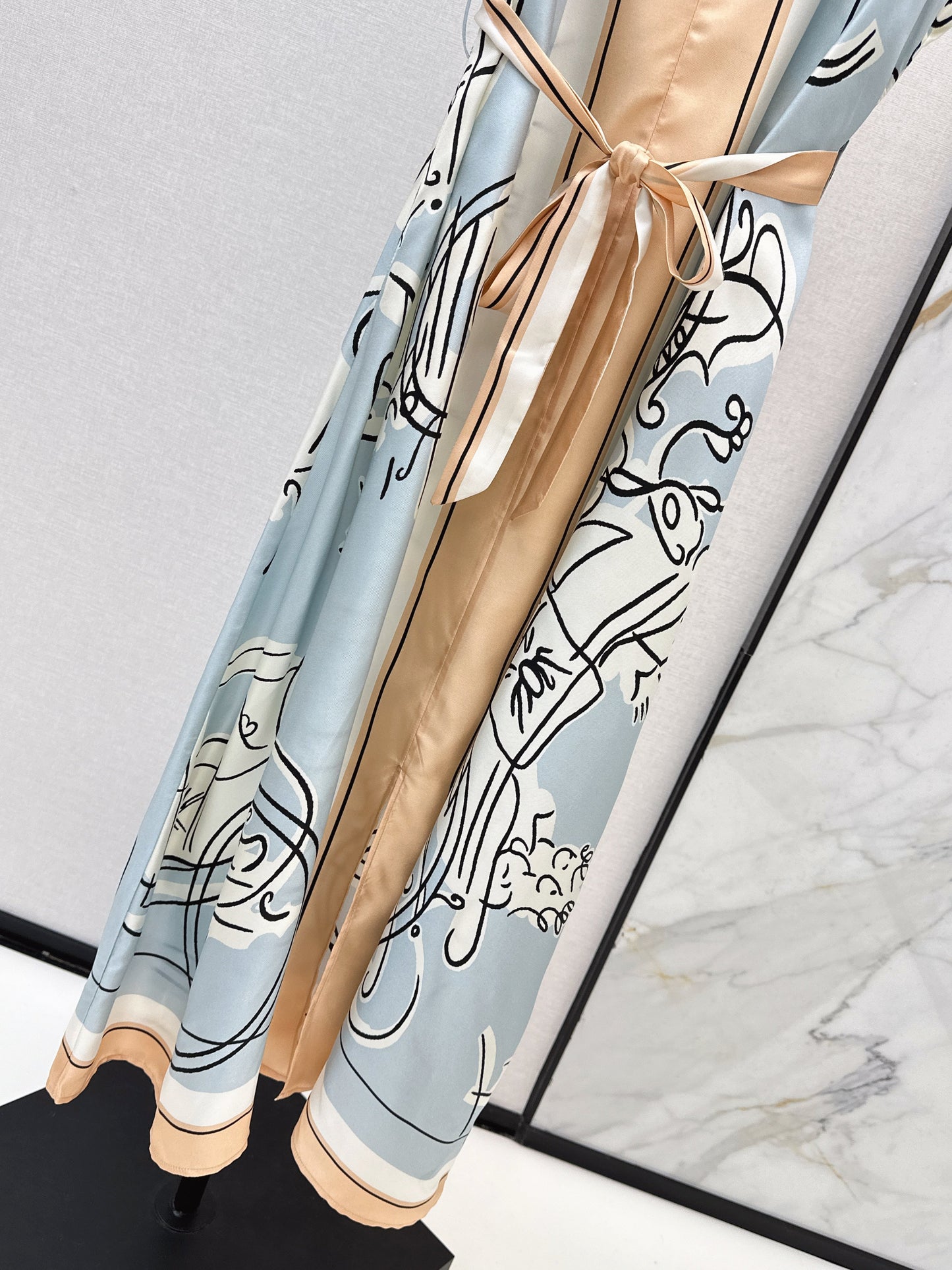 Herm NEW print silk dress