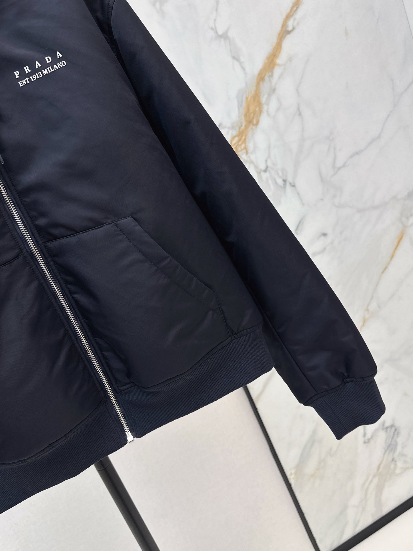 Pra NEW drawstring padded jacket