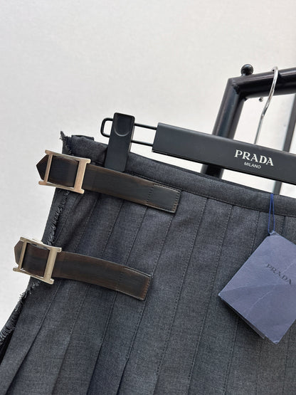 Pra NEW pleated skirts