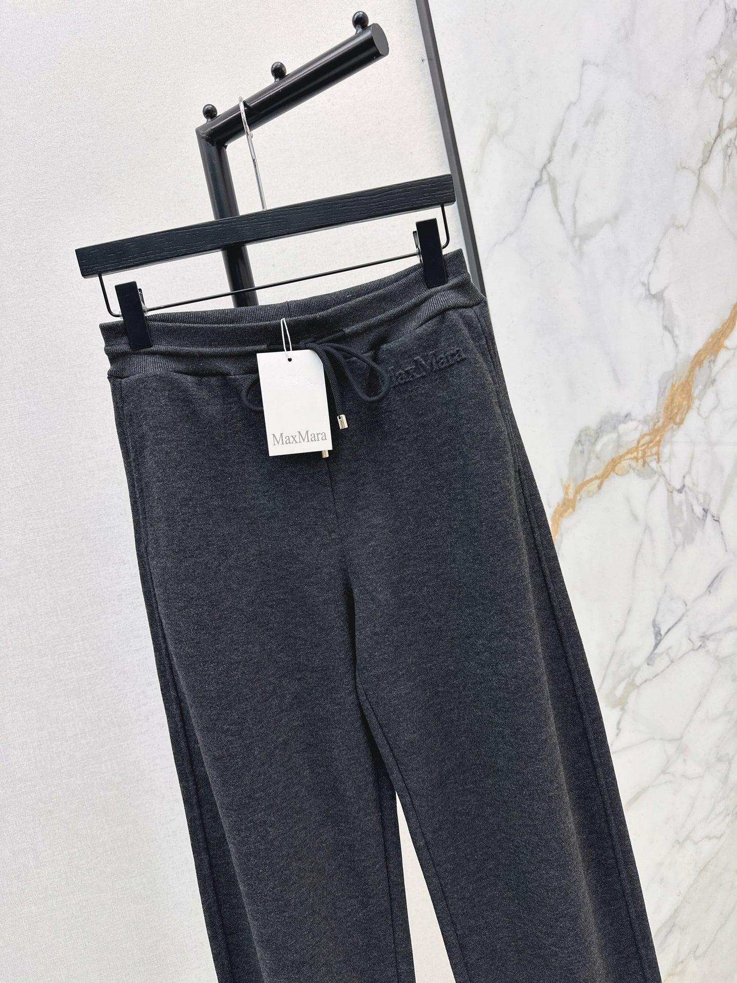 Max NEW casual pants
