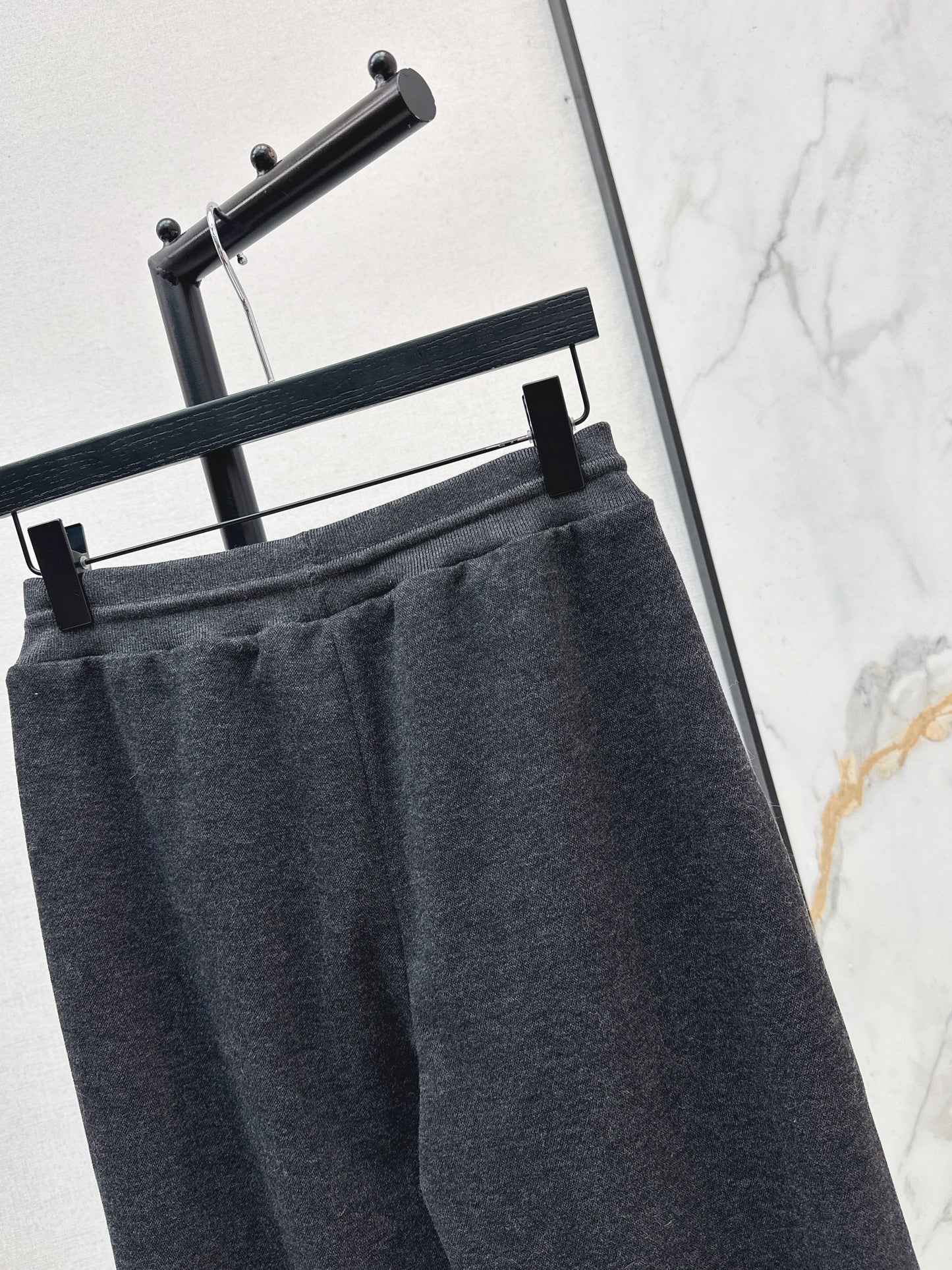 Max NEW casual pants