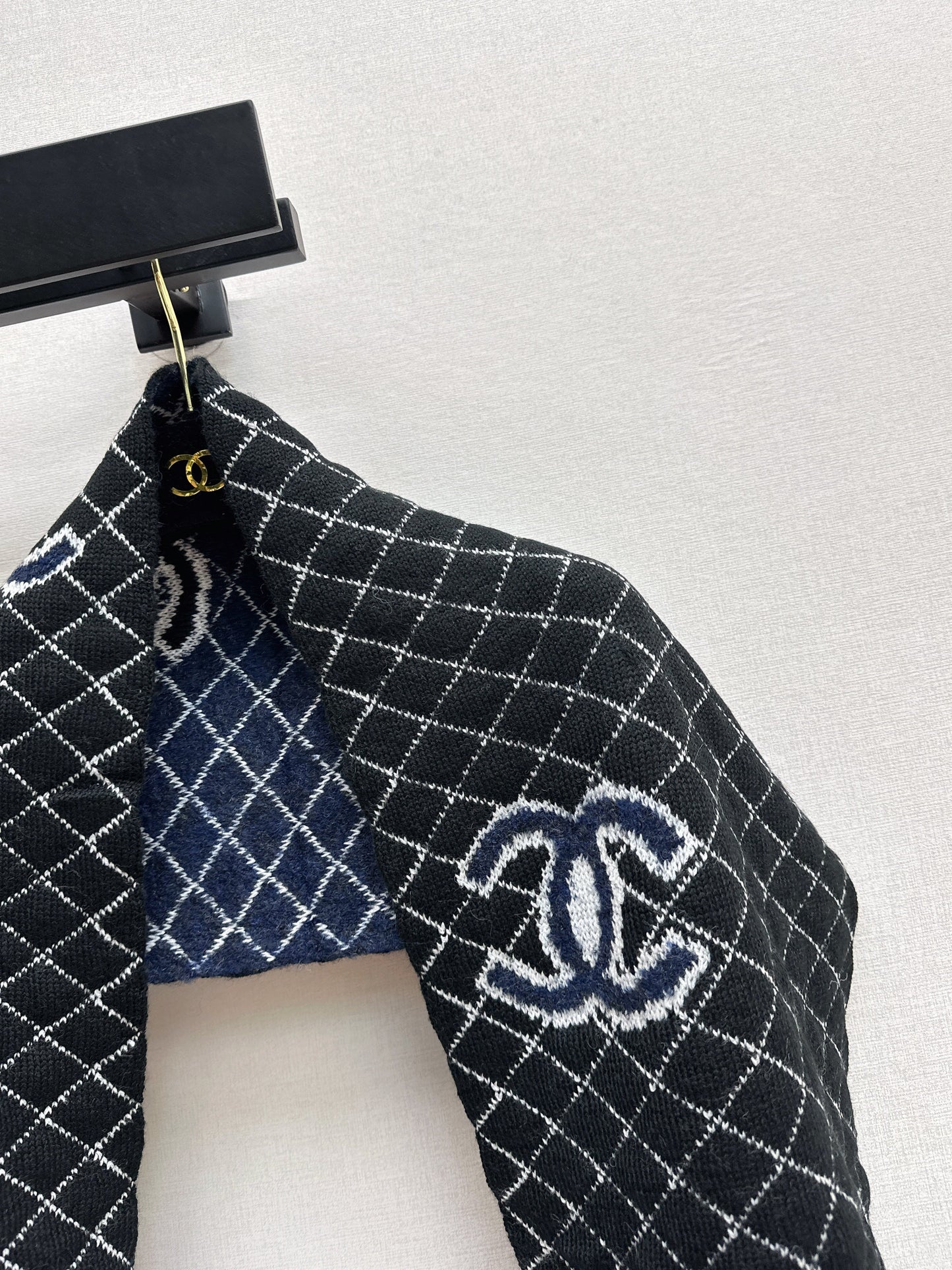 Chan NEW cashmere scarf