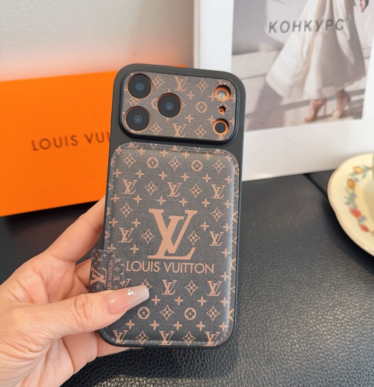 Louis New mobile phone