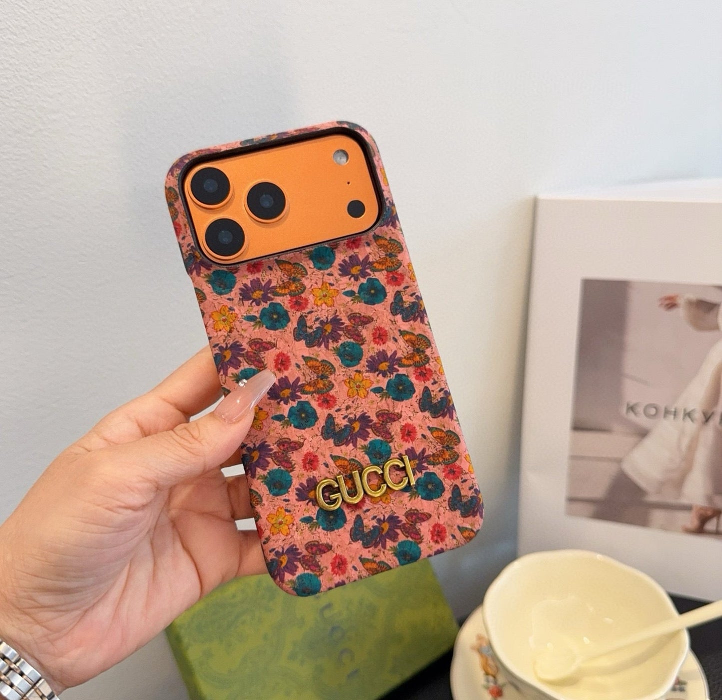 Guc New mobile phone