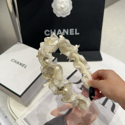 Chan Nwe pearl headband