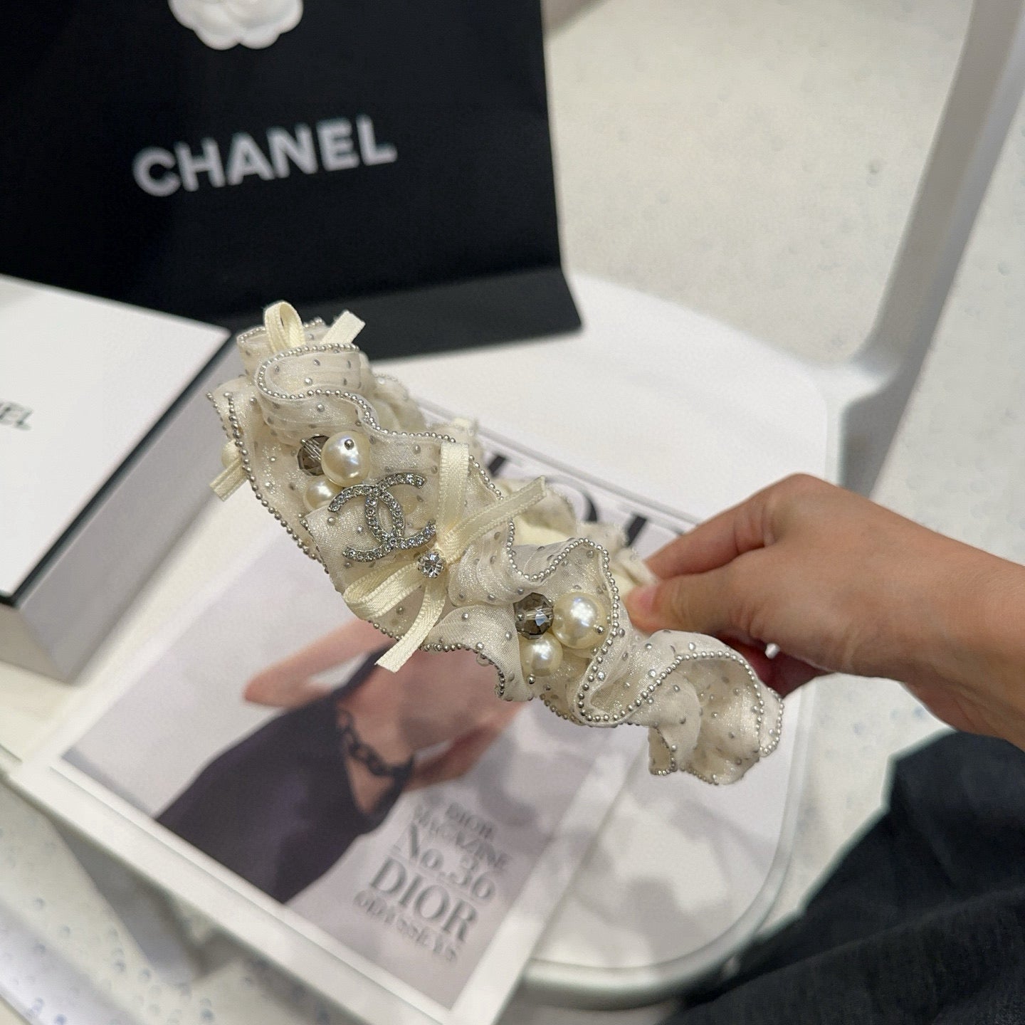 Chan Nwe pearl headband