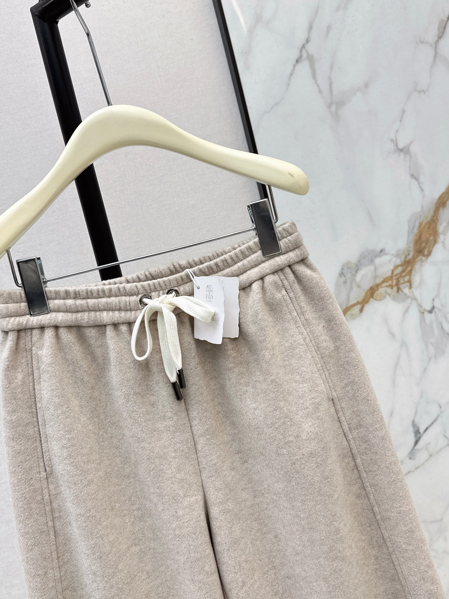 Brun NEW Casual pants