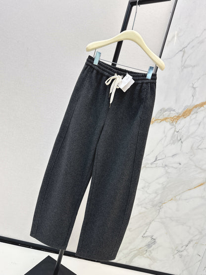 Brun NEW Casual pants