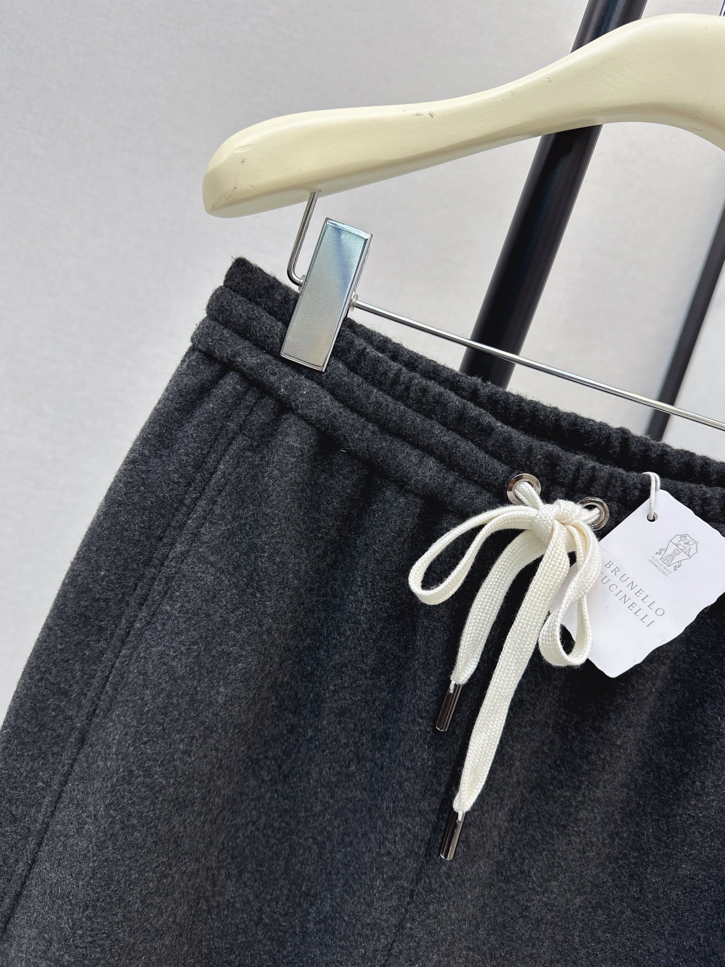 Brun NEW Casual pants