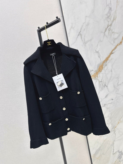 Chan NEW Knitted cardigan