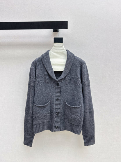 Loro NEW V-neck cardigan