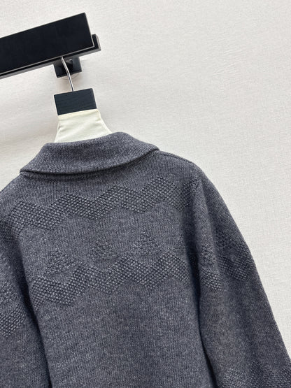 Loro NEW V-neck cardigan