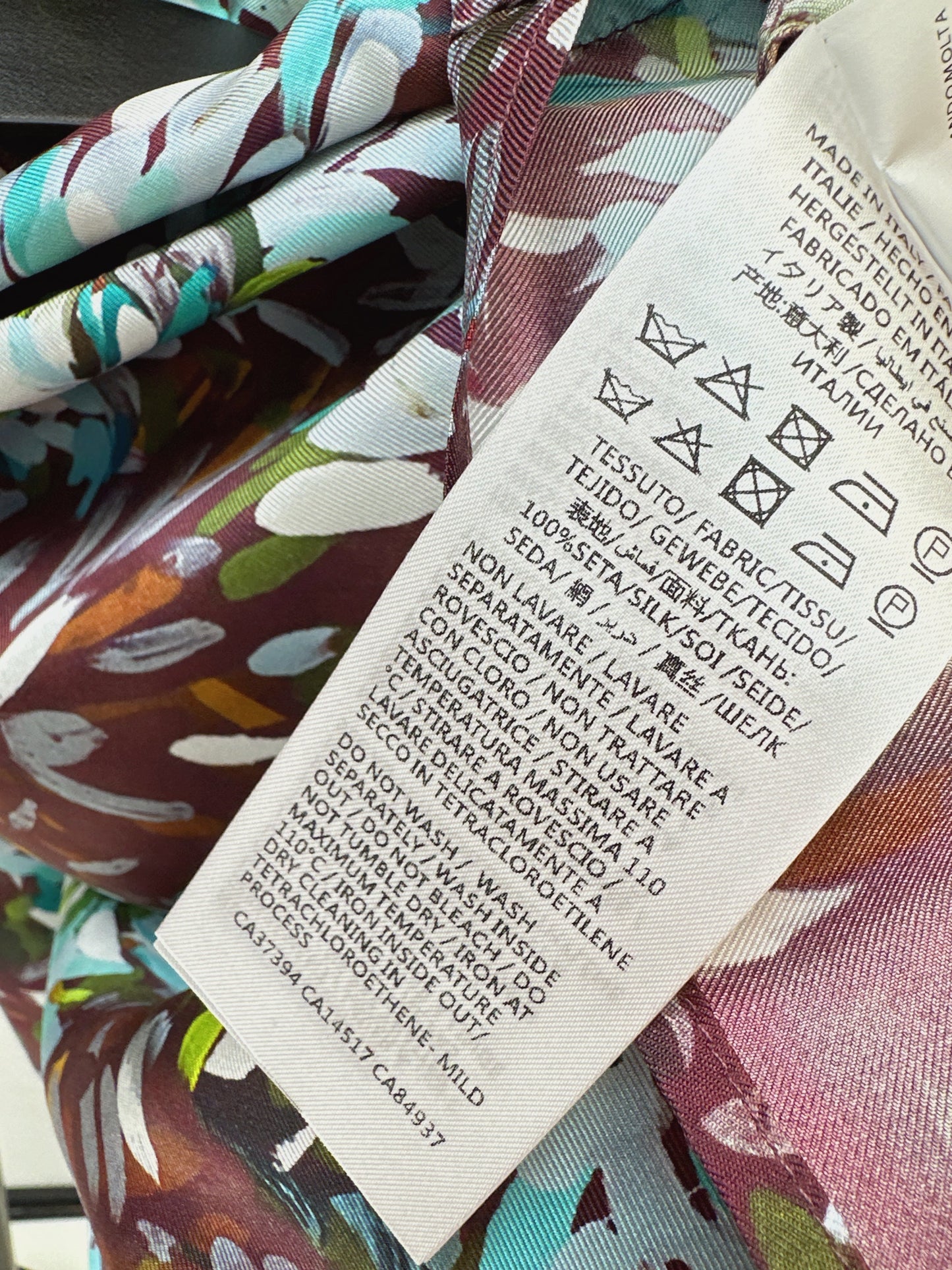 Guc NEW 3d floral print dress