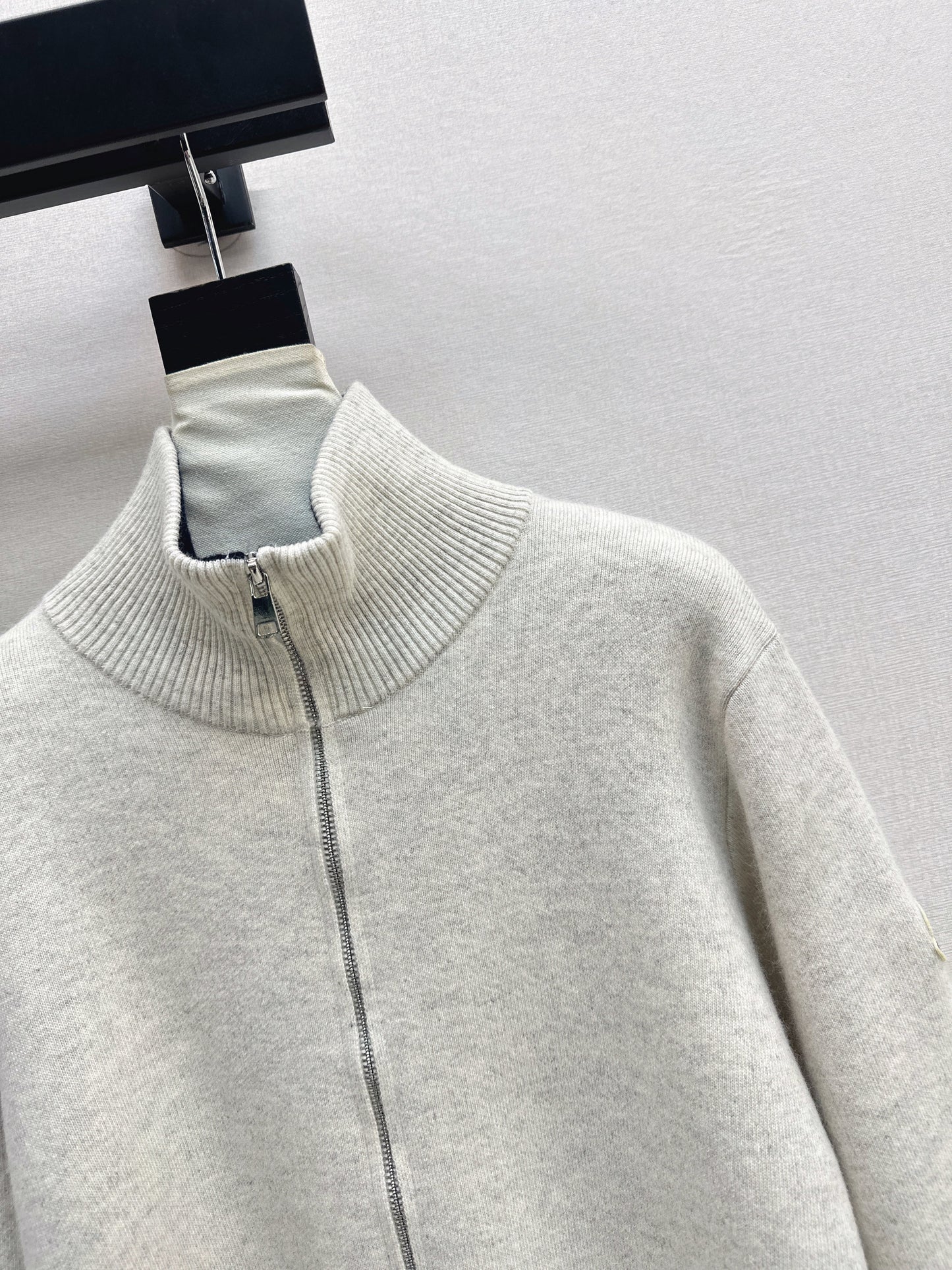 Monc NEW Zippered cardigan jacket