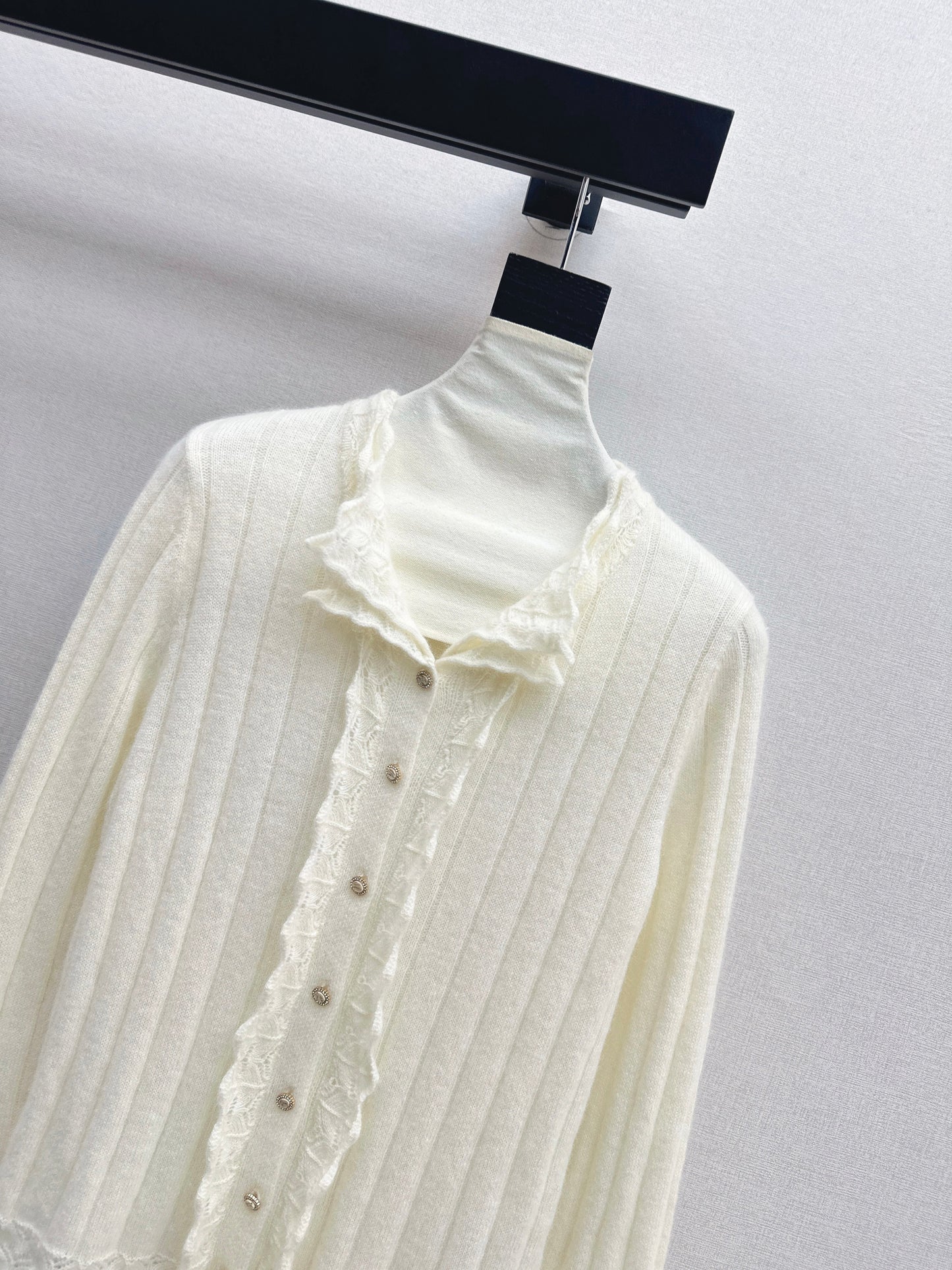 Chan NEW Wool sweater