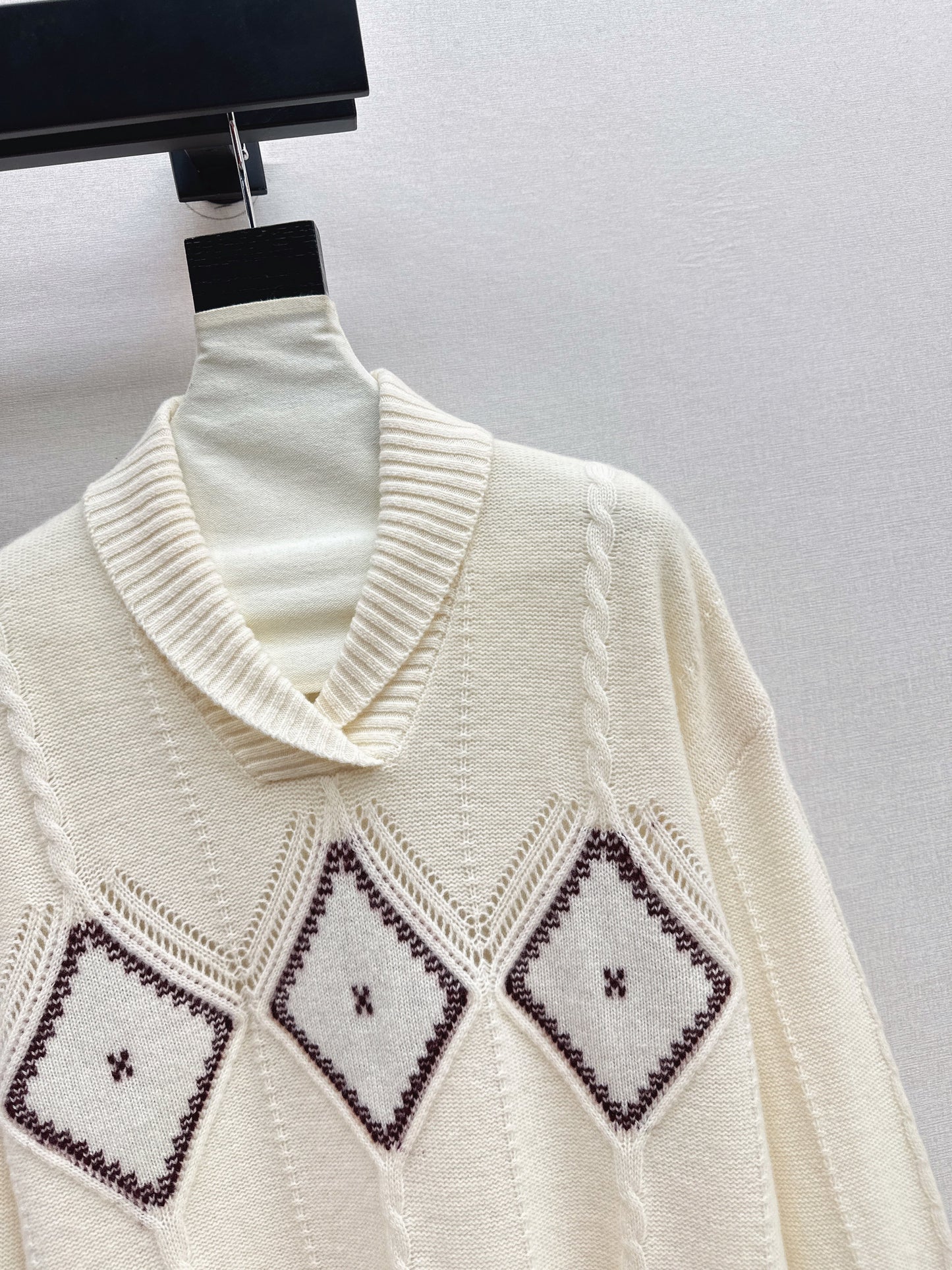 Ral NEW Knitted sweater