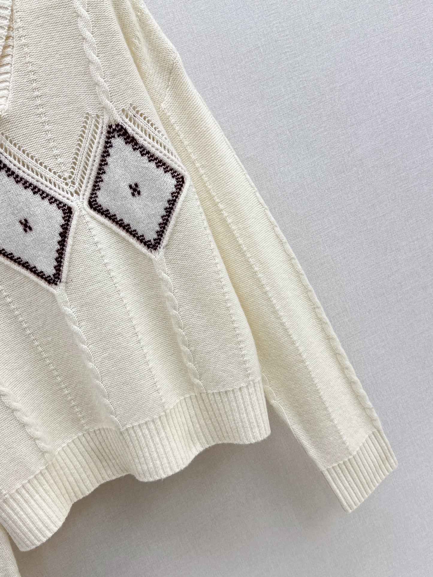 Ral NEW Knitted sweater