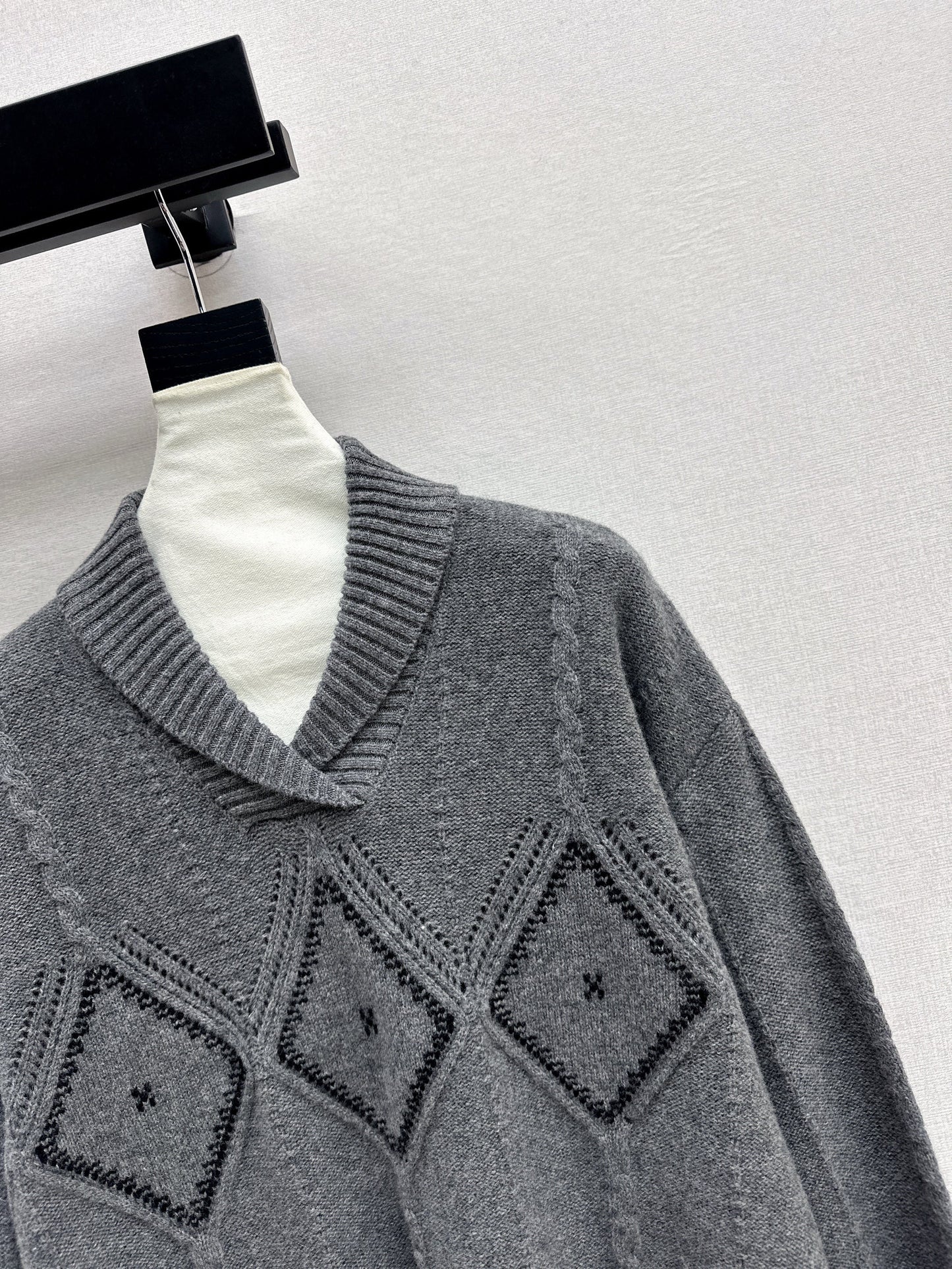 Ral NEW Knitted sweater