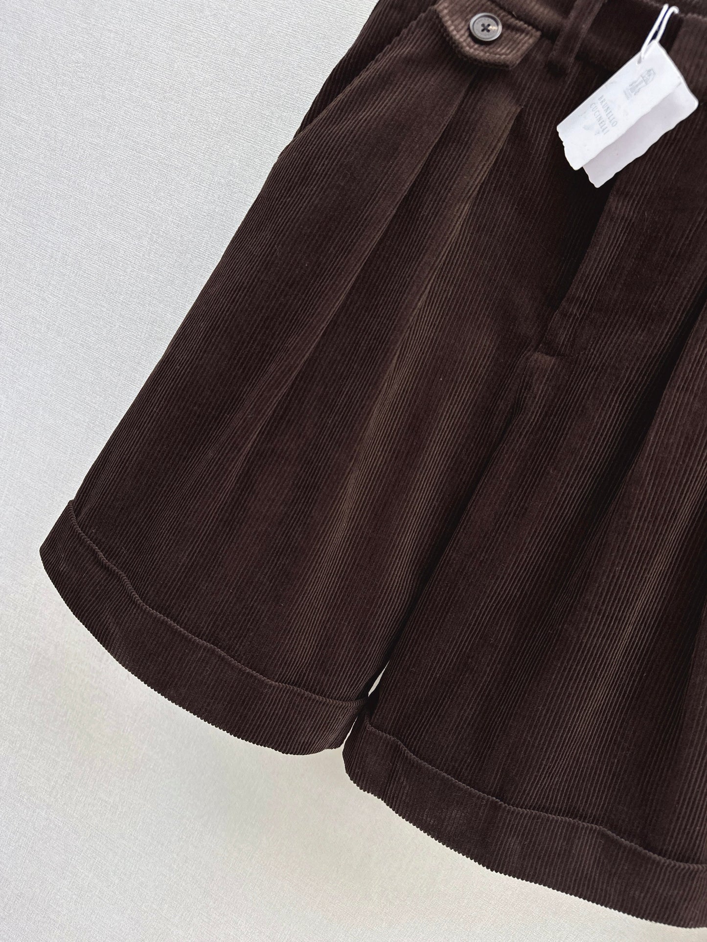 Brun NEW corduroy shorts