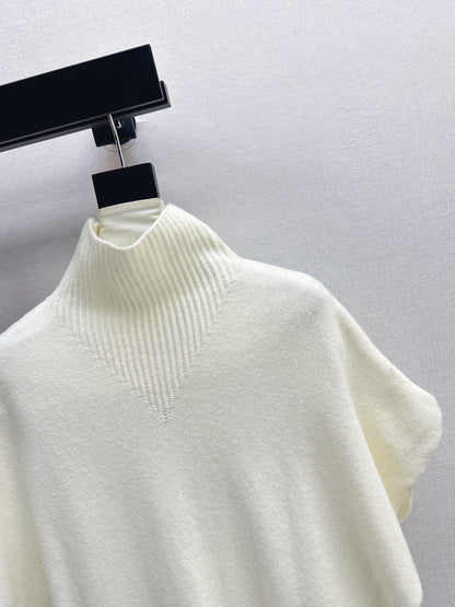 Brun NEW sleeveless sweater with belted