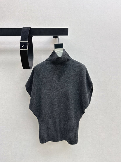 Brun NEW sleeveless sweater with belted