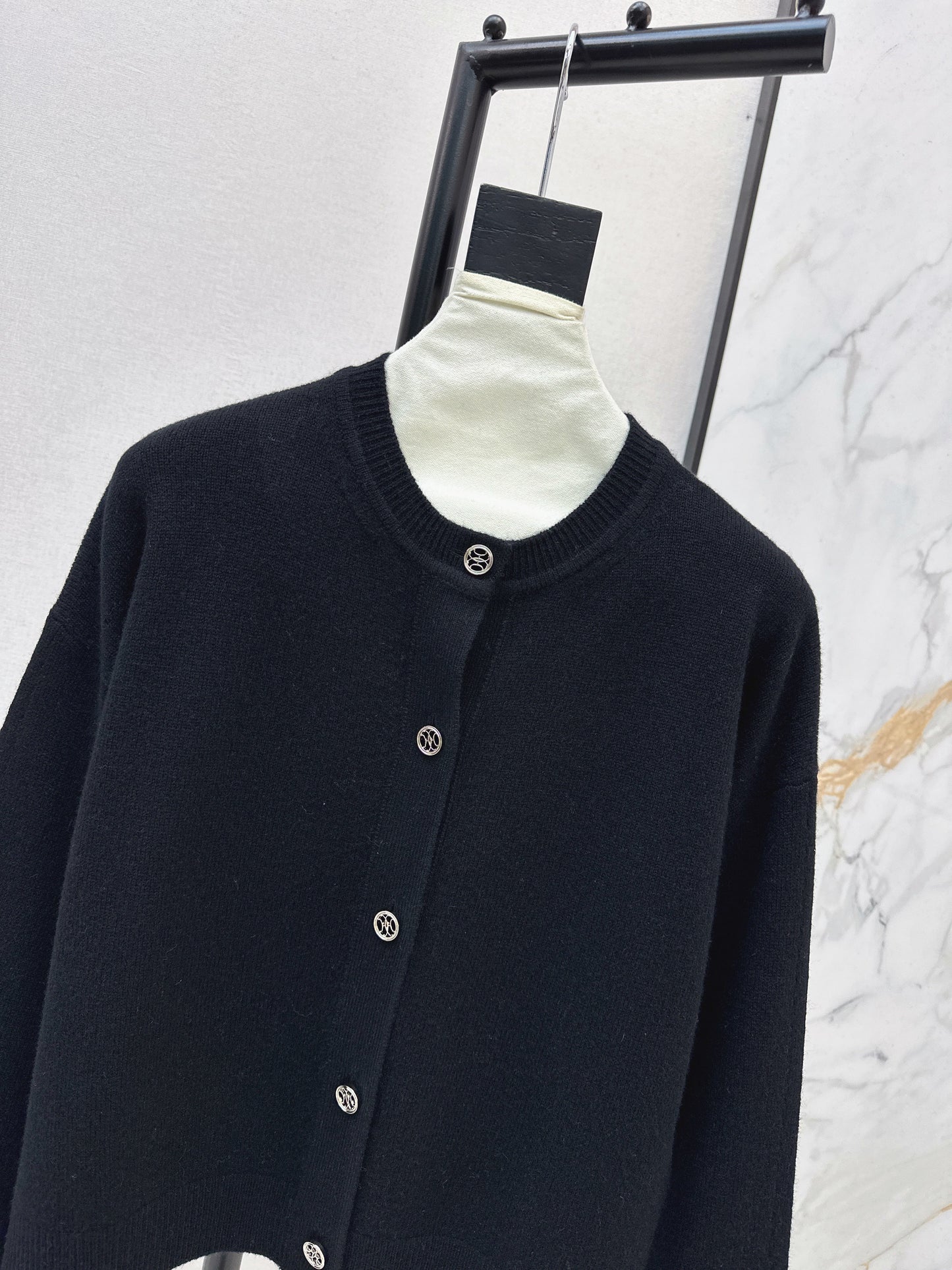 Herm NEW Knitted cardigan jacket