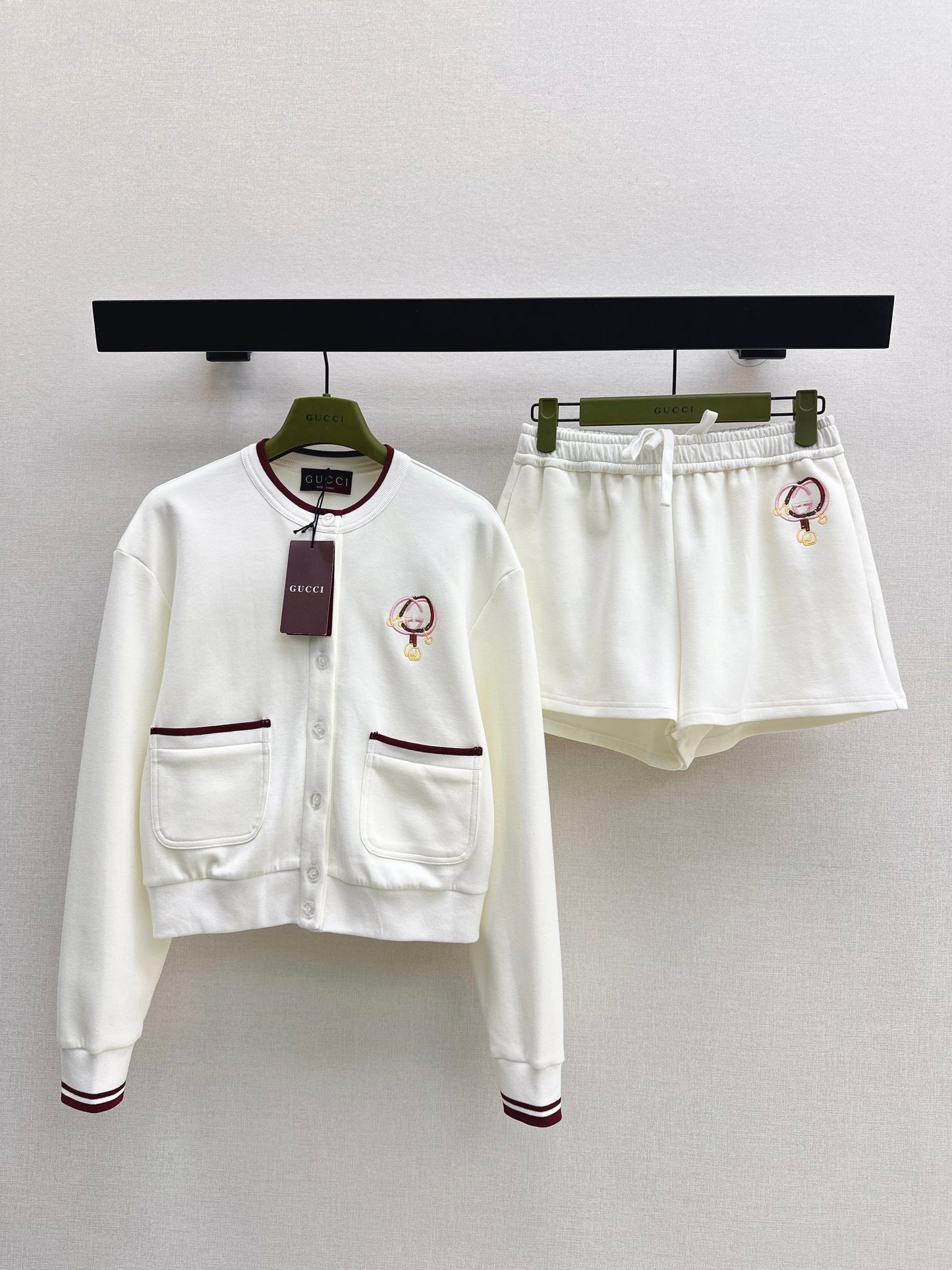 Guc NEW Cardigan shorts set