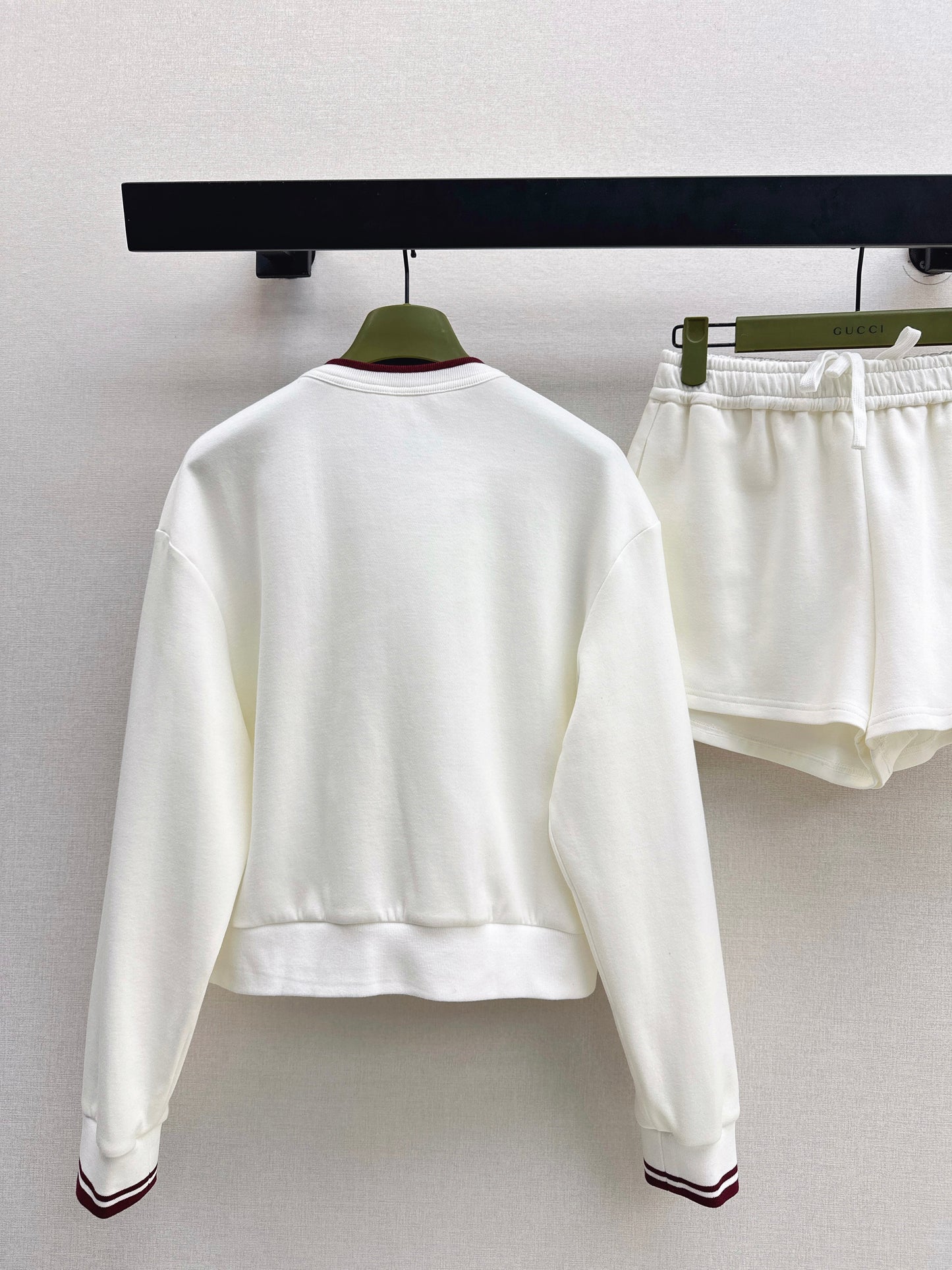 Guc NEW Cardigan shorts set