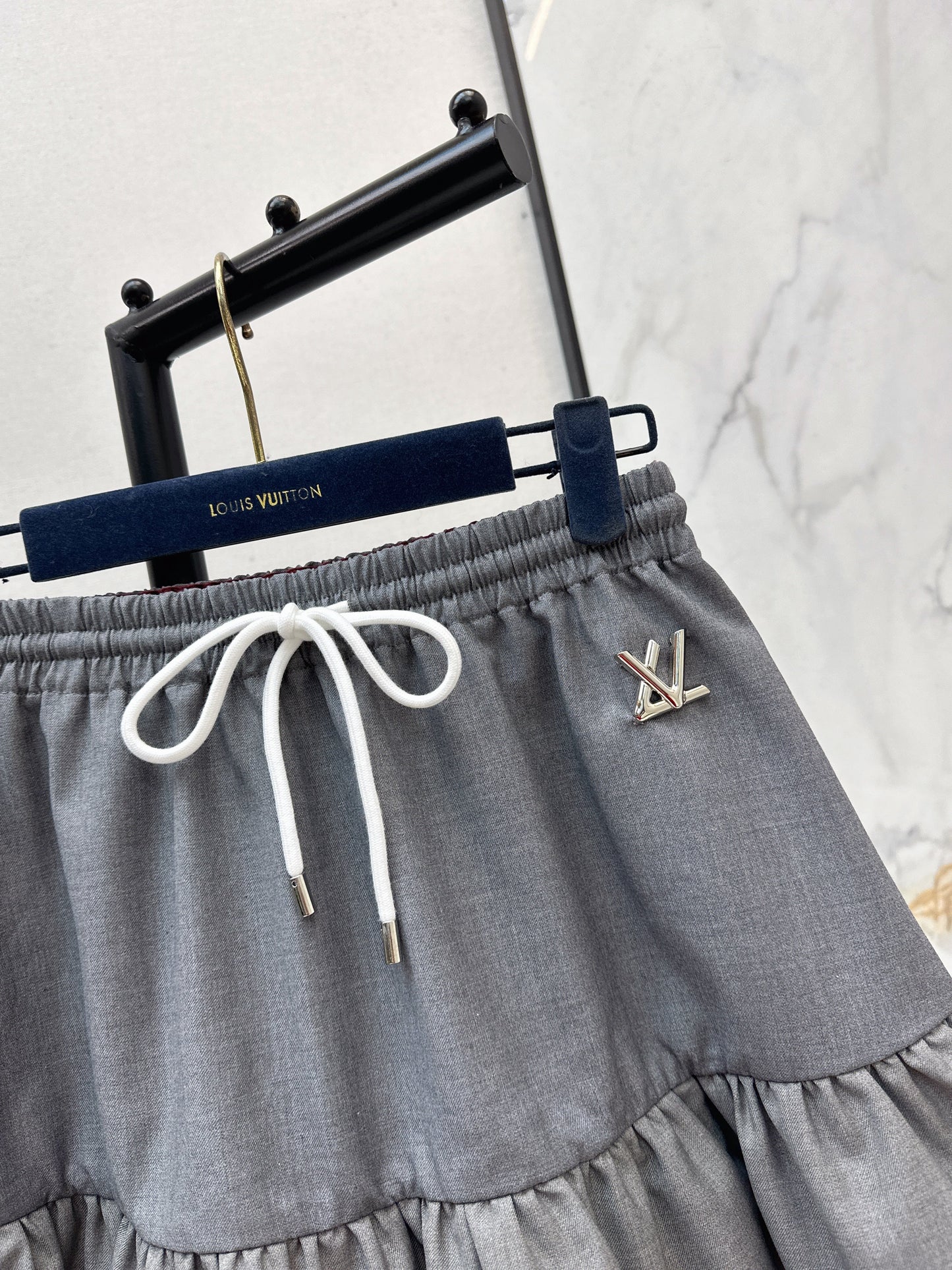 Louis NEW contract skirts