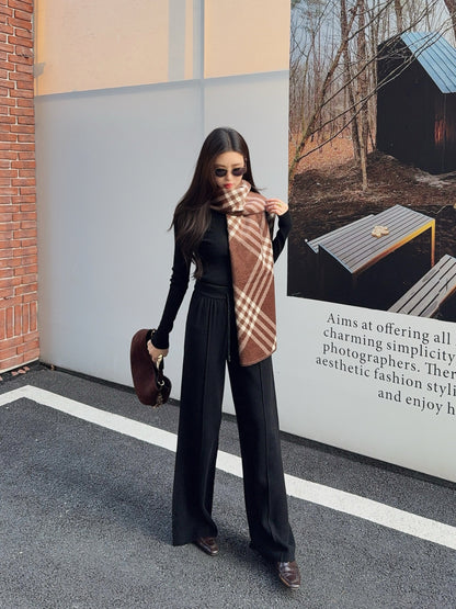 Brun NEW Knitted suit