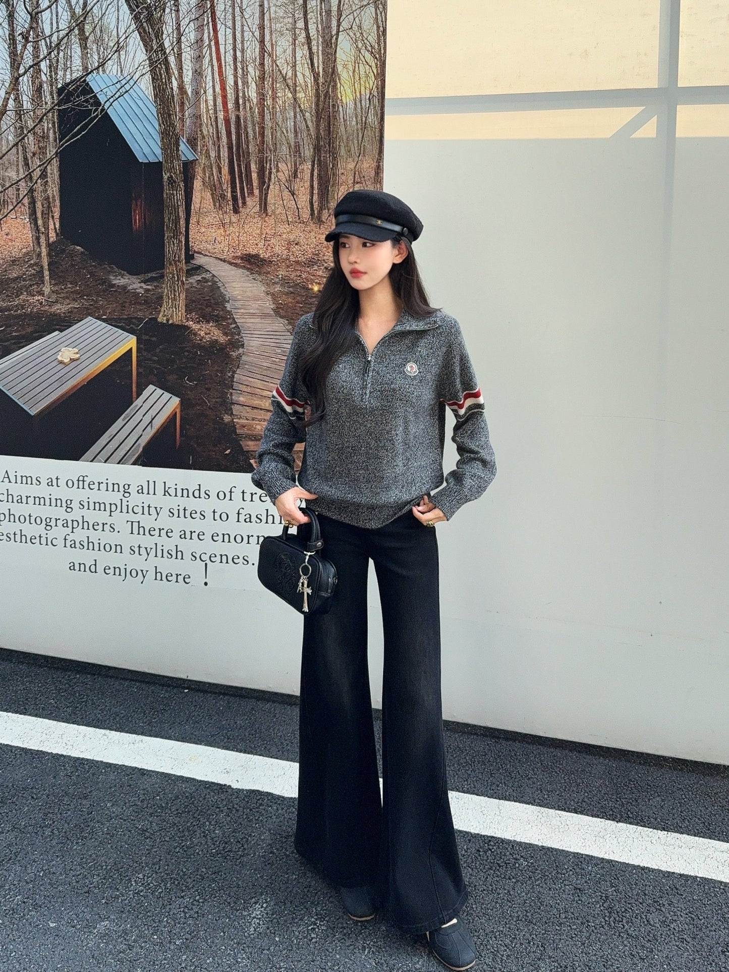 Monc NEW zip-up sweater