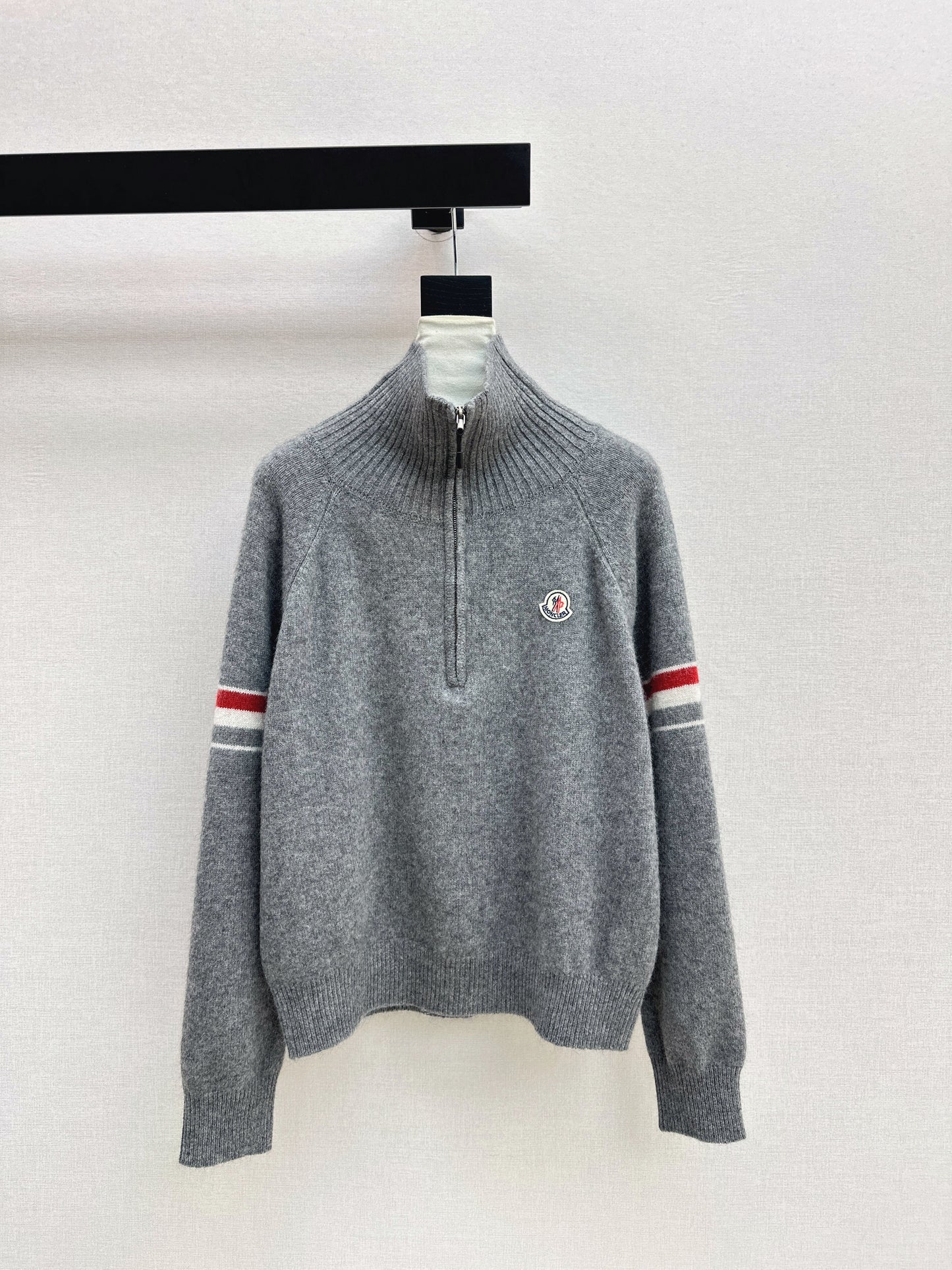 Monc NEW zip-up sweater