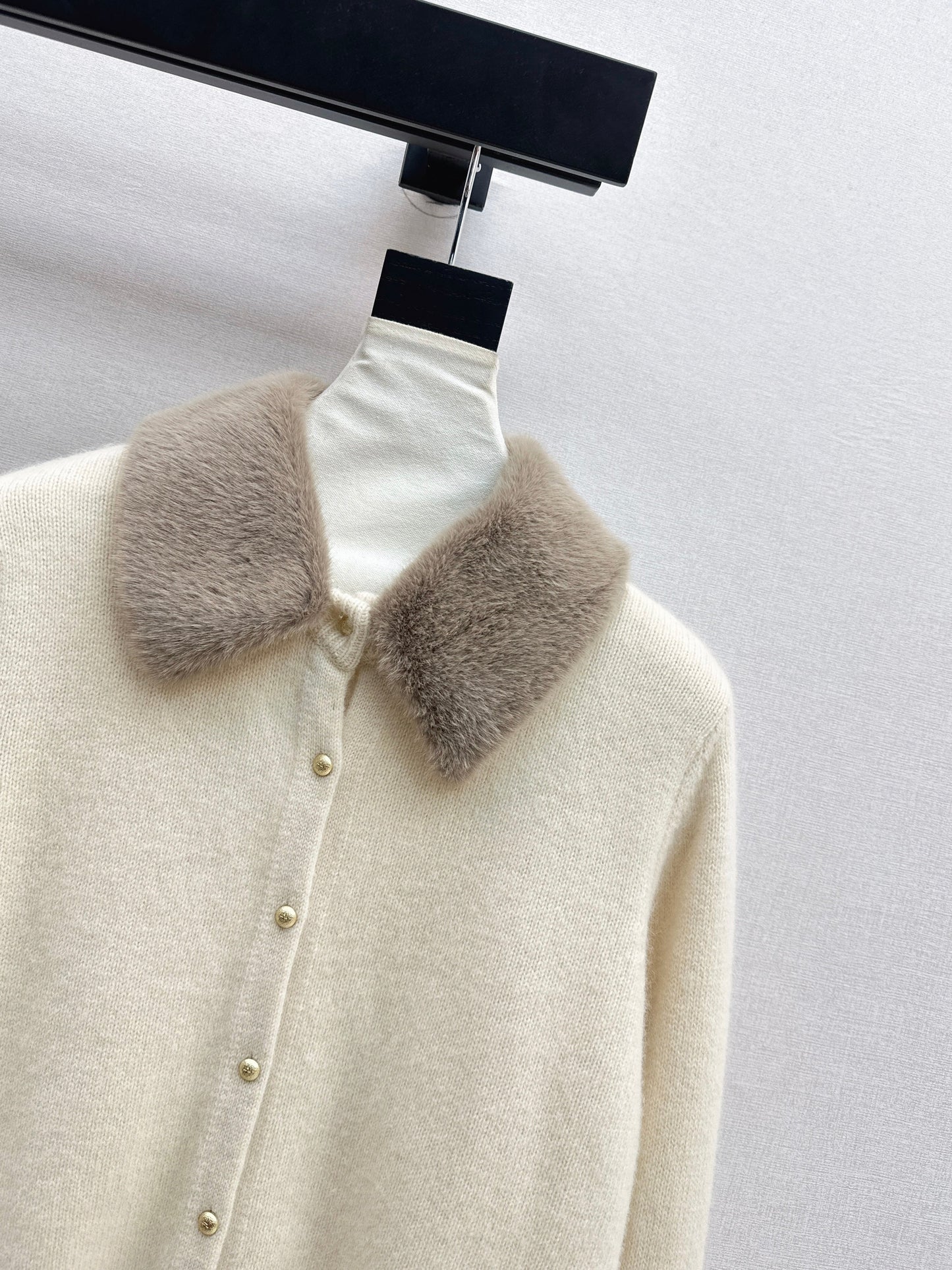 Miu NEW wool cardigan