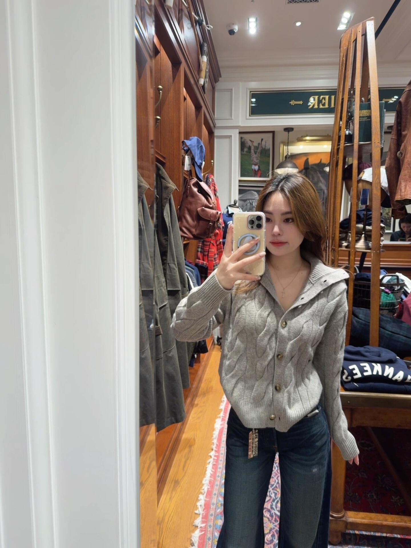 Ral NEW Knitted cardigan