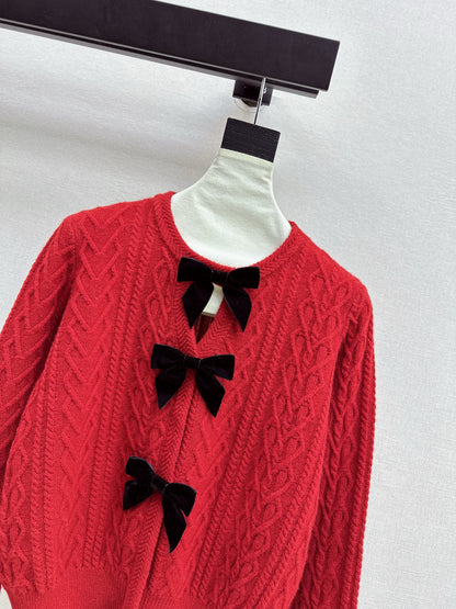 Miu NEW bow sweater