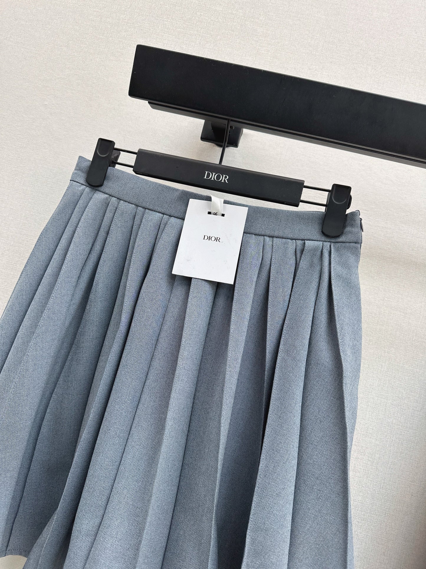 CD NEW pleated skirts