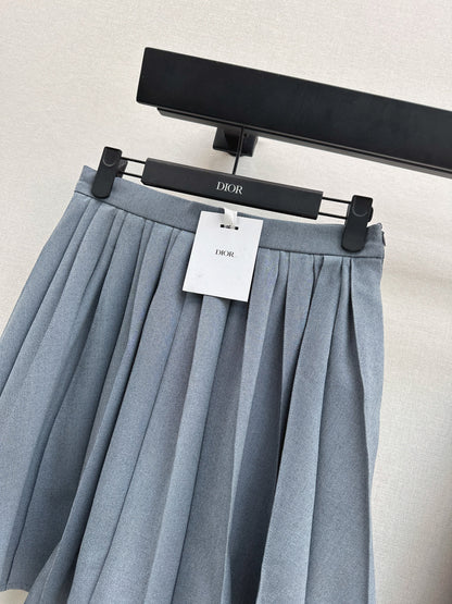 CD NEW pleated skirts