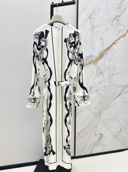 Herm NEW batwing sleeve print dress