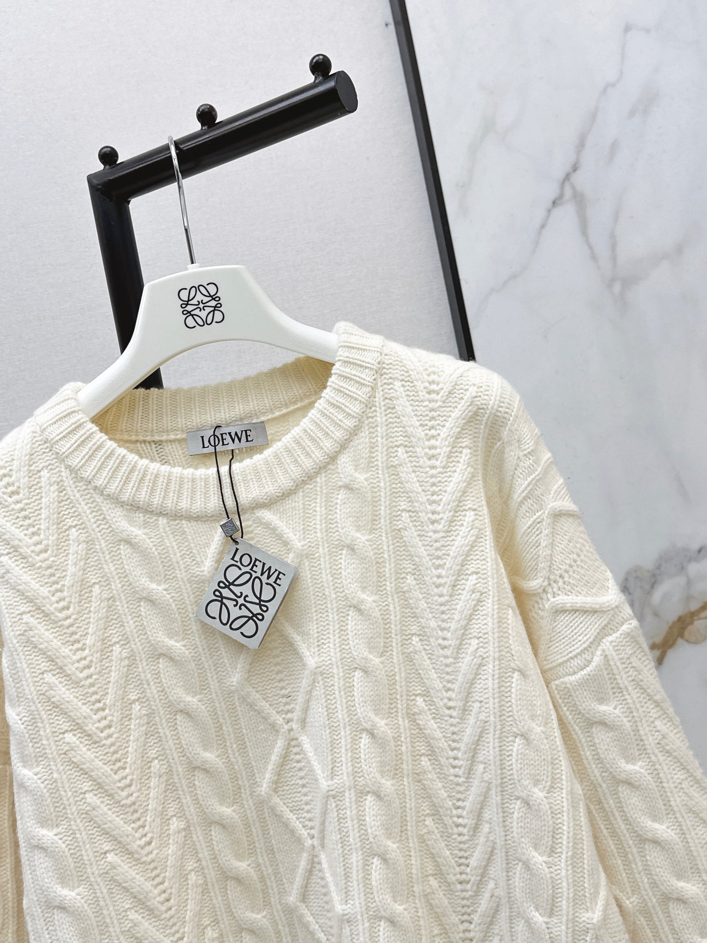 Loe NEW color block sweater