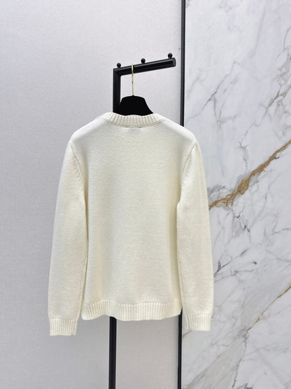 Chan NEW Sequined knitted sweater