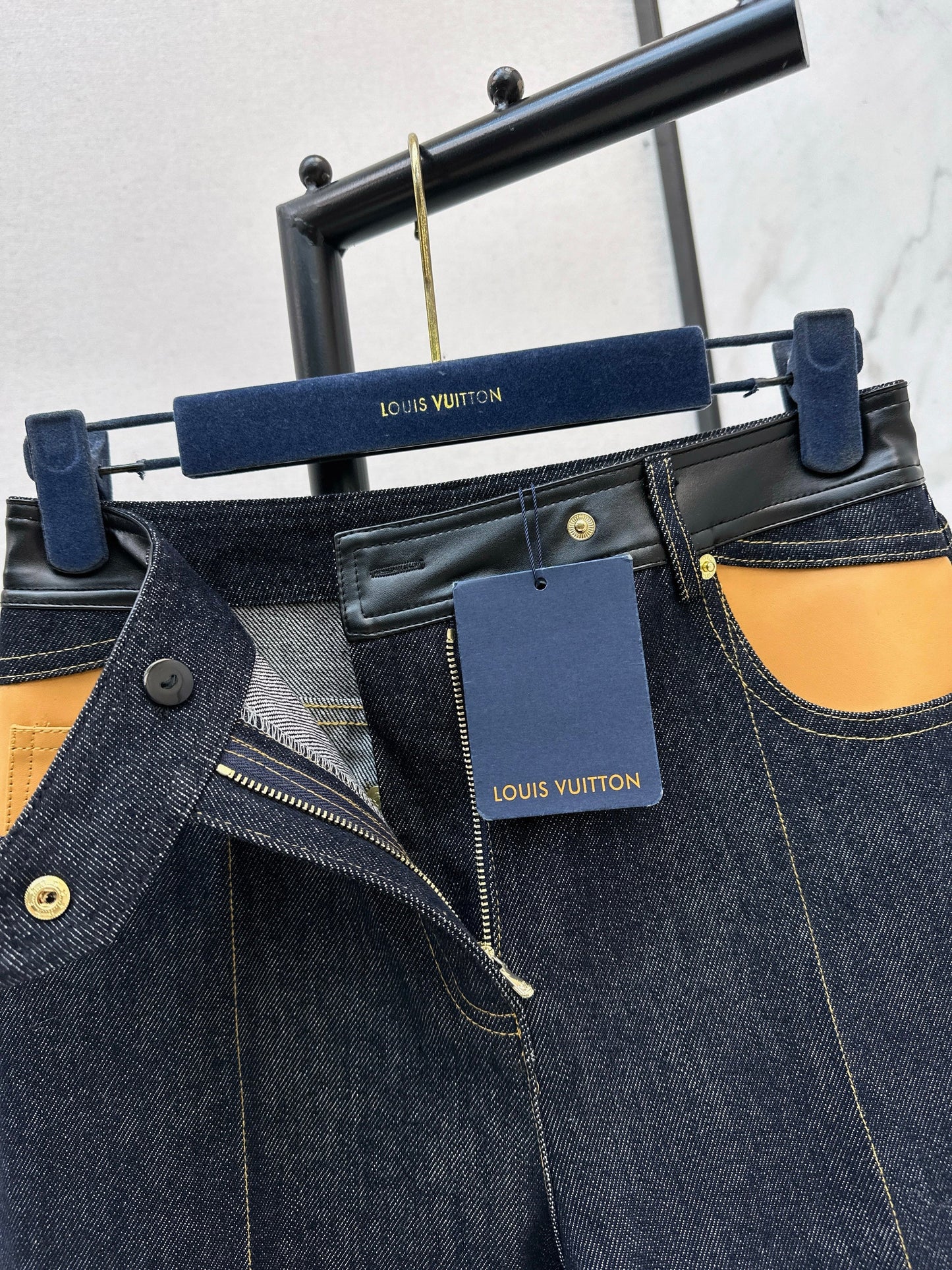 Louis NEW straight-leg jeans