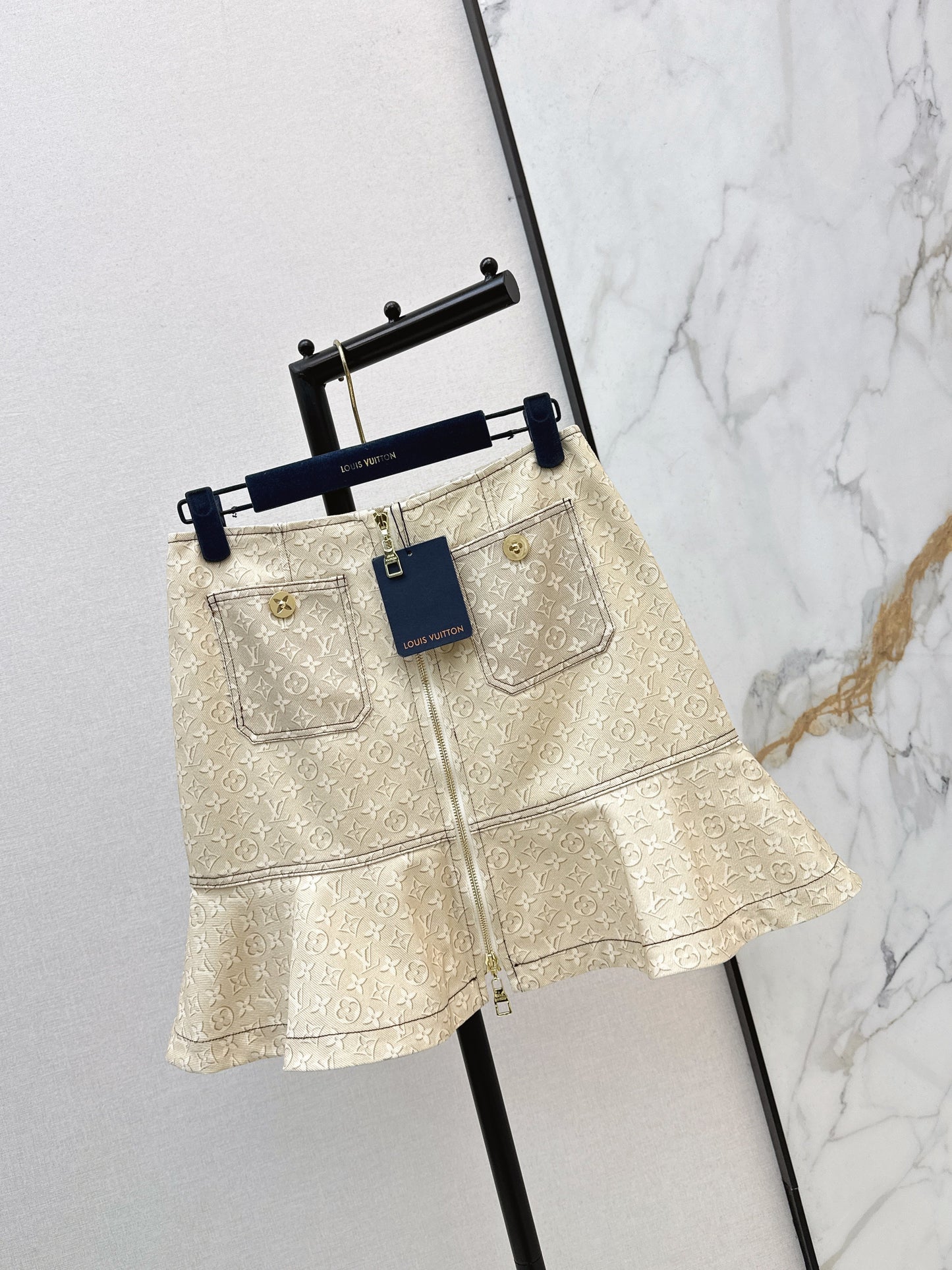 Louis NEW print skirts