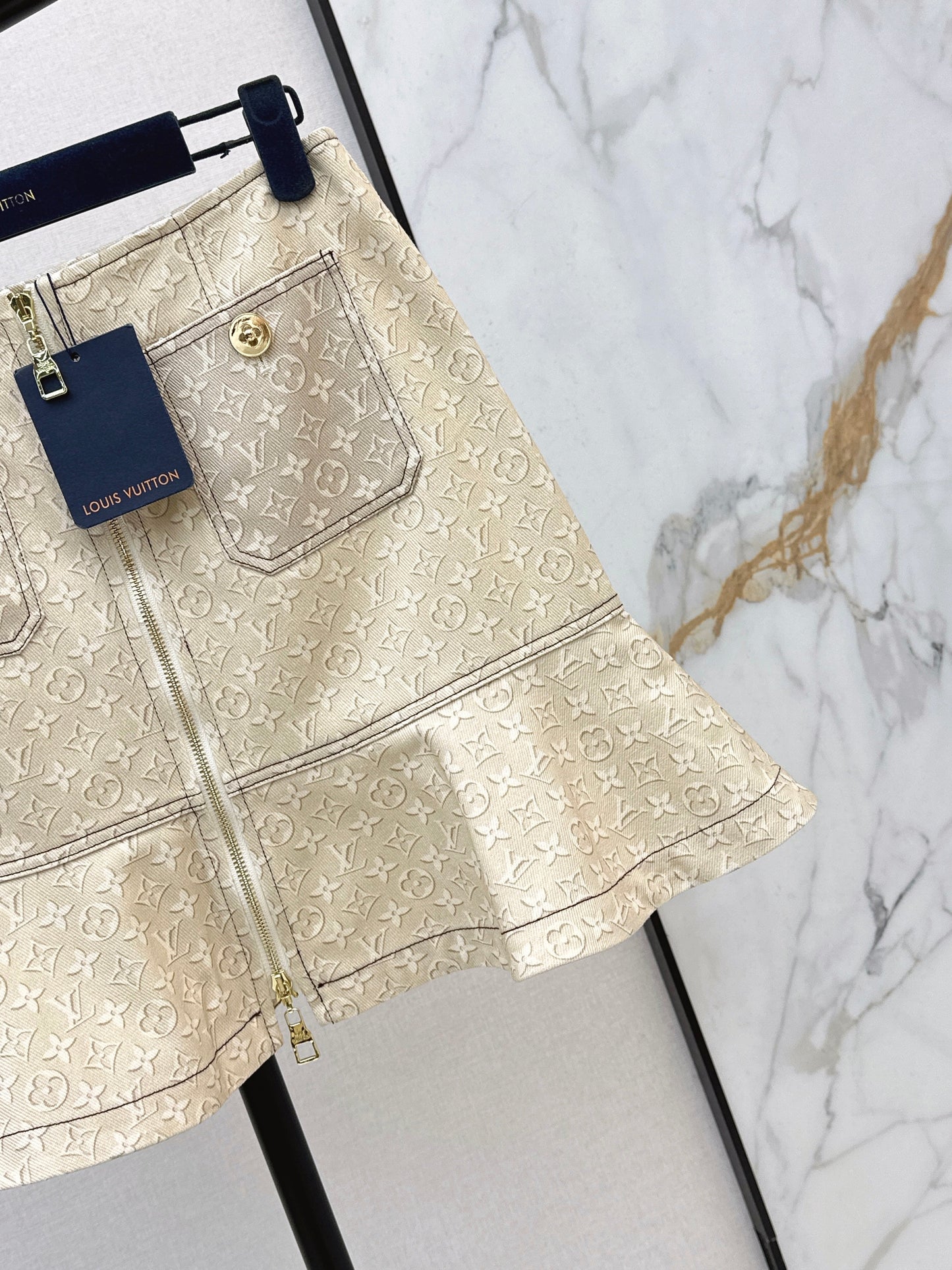 Louis NEW print skirts