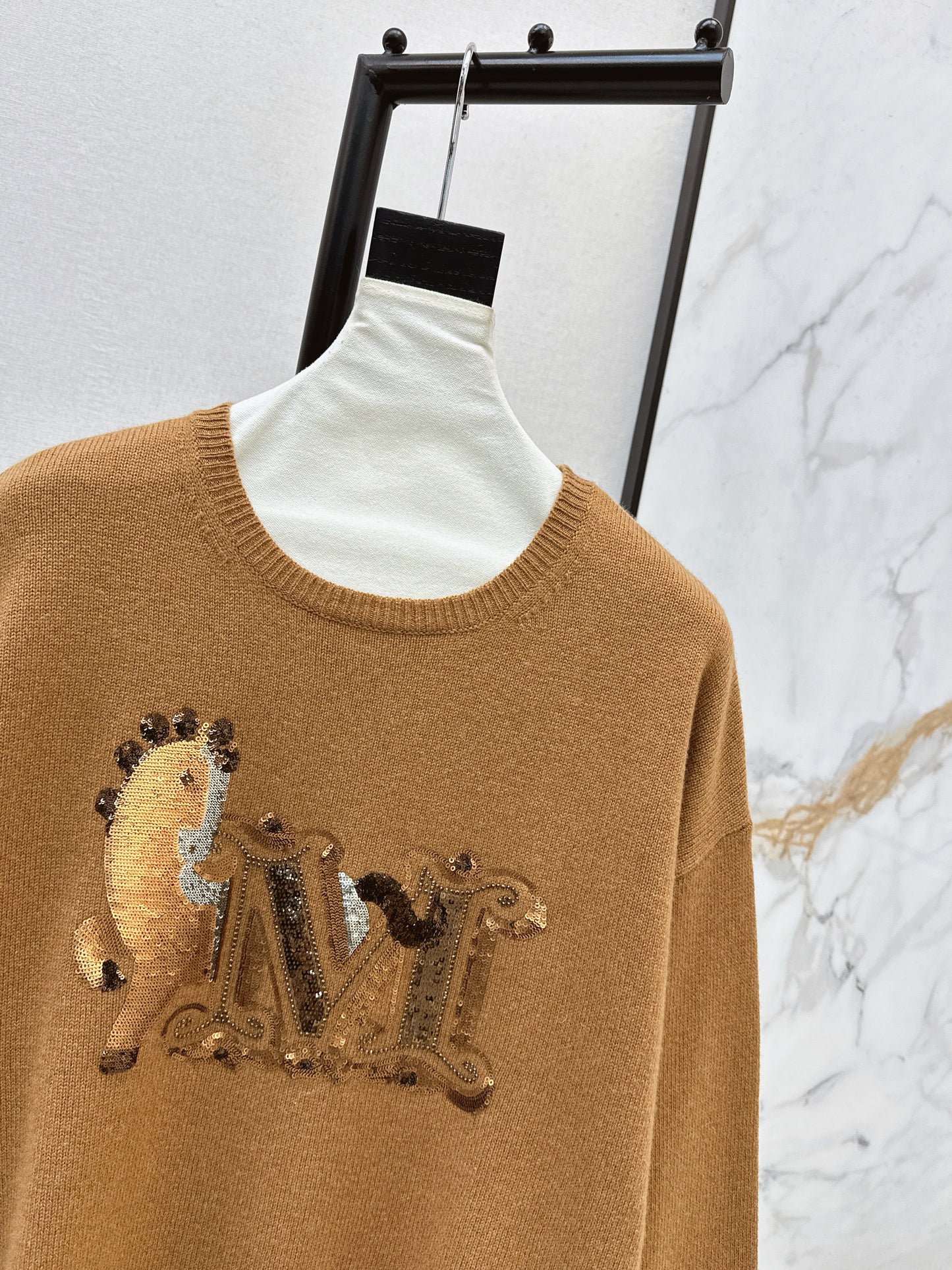 Max NEW embroidery rhinestones weatert