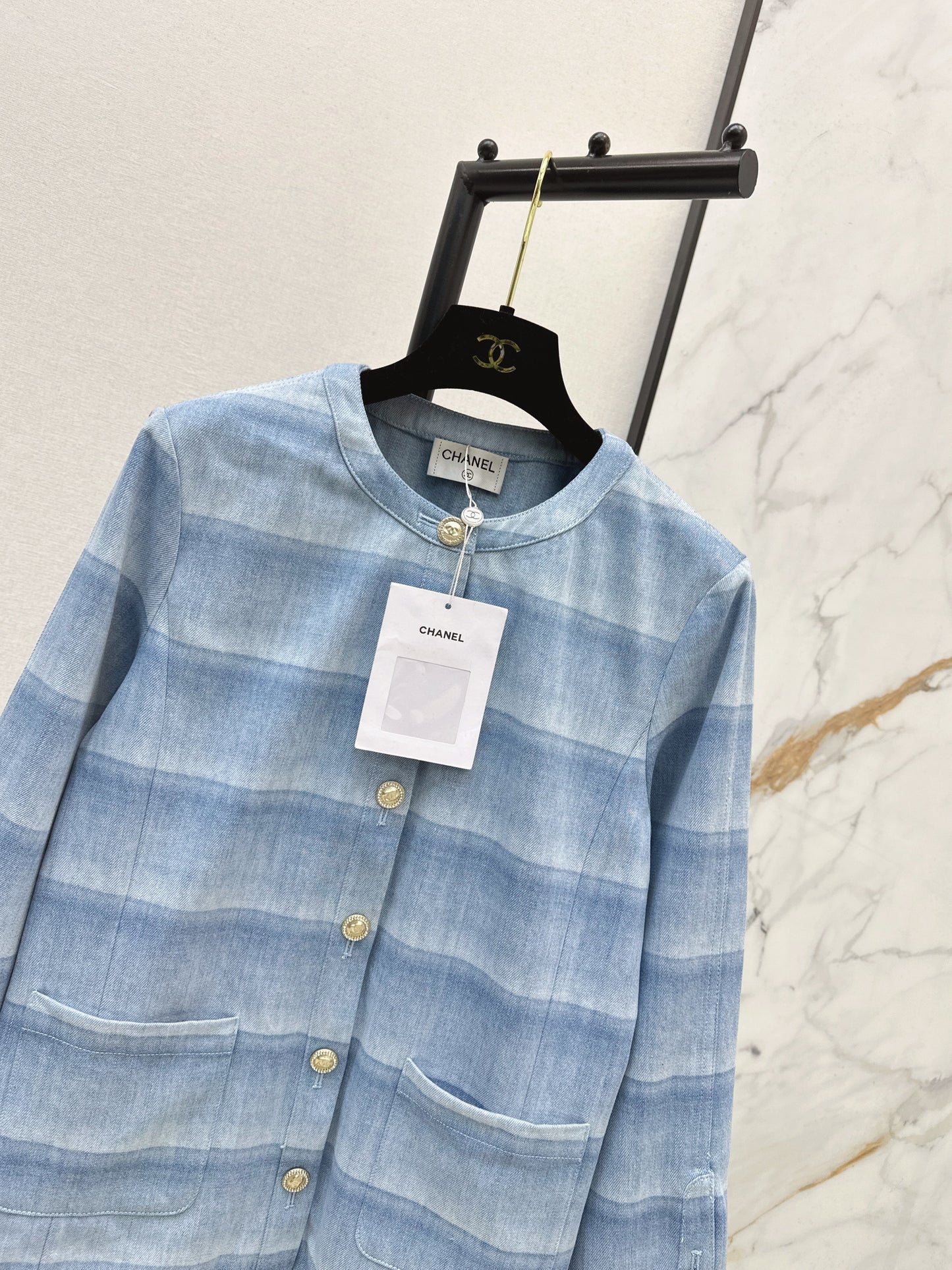 Chan NEW  laser-washed stripeddenim jacket