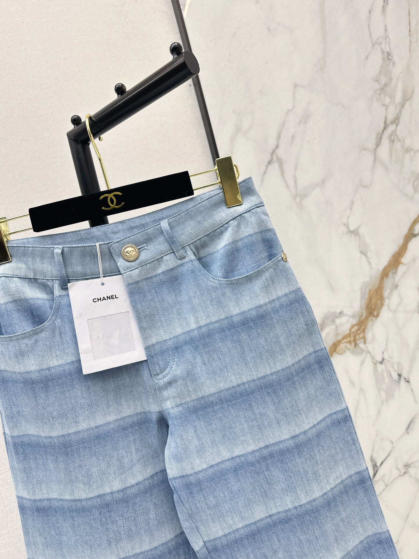 Chan NEW  laser-washed stripeddenim jeans