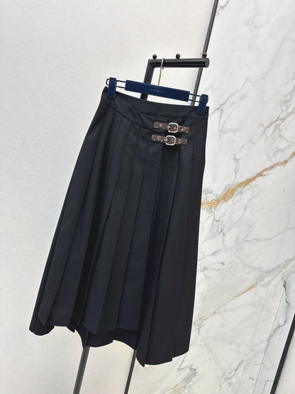 Louis NEW pleated skirts
