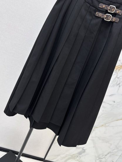 Louis NEW pleated skirts